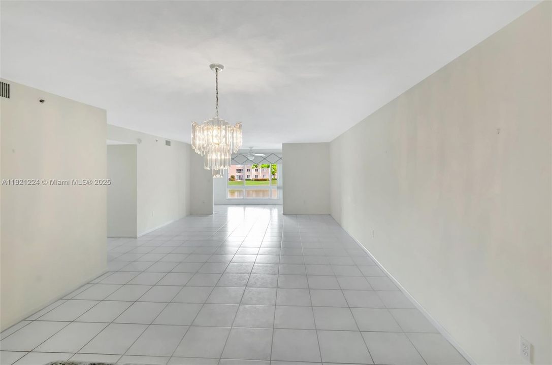 待售: $220,000 (3 贝兹, 2 浴室, 1795 平方英尺)