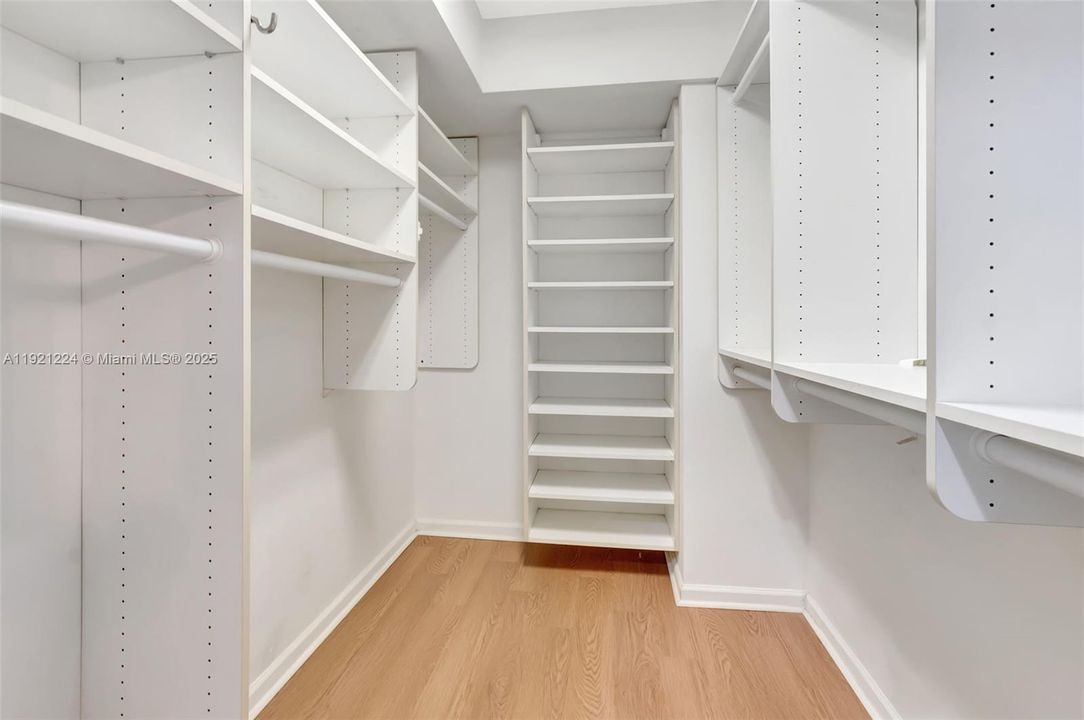 待售: $220,000 (3 贝兹, 2 浴室, 1795 平方英尺)