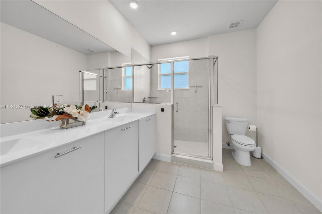 待售: $489,000 (3 贝兹, 2 浴室, 1695 平方英尺)