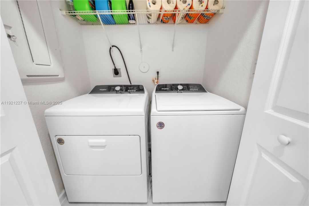 待售: $489,000 (3 贝兹, 2 浴室, 1695 平方英尺)