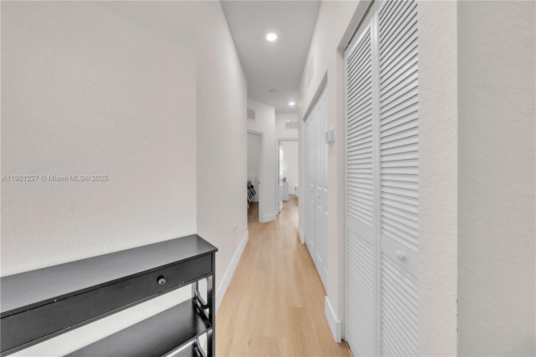 待售: $489,000 (3 贝兹, 2 浴室, 1695 平方英尺)