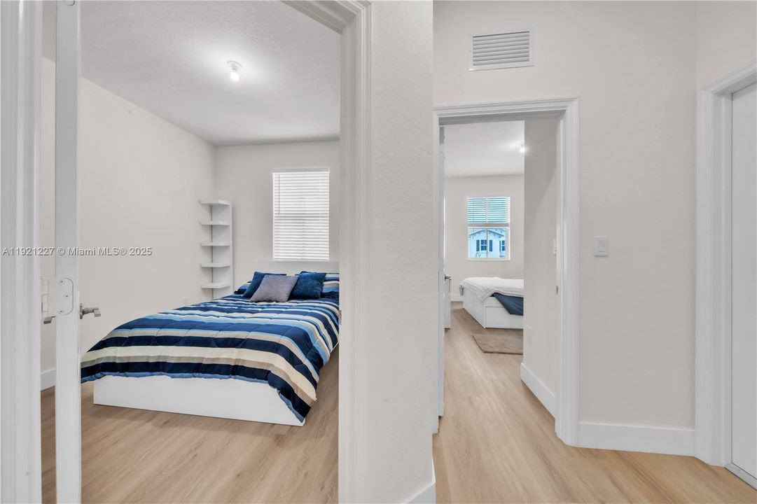 待售: $489,000 (3 贝兹, 2 浴室, 1695 平方英尺)