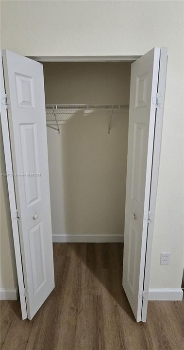 В аренду: $2,100 (2 спален, 2 ванн, 1069 Квадратных фут)