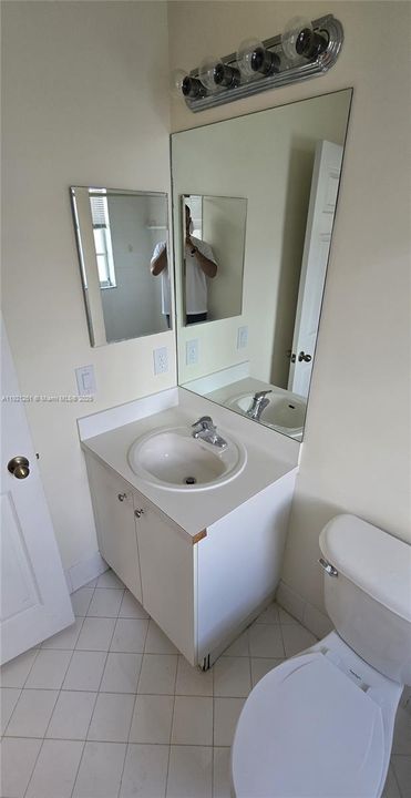 В аренду: $2,100 (2 спален, 2 ванн, 1069 Квадратных фут)