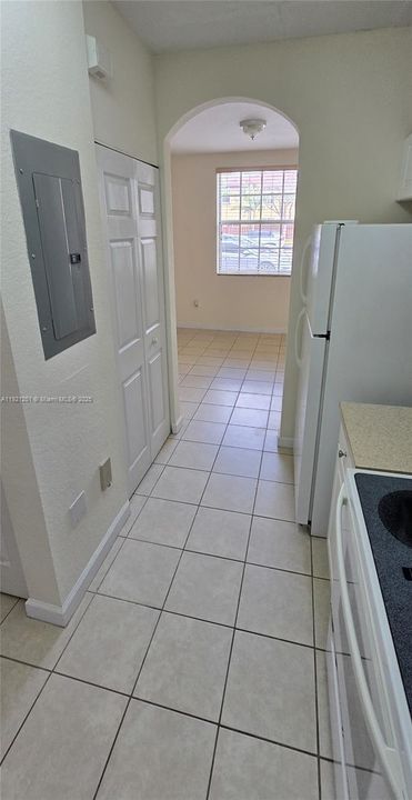 В аренду: $2,100 (2 спален, 2 ванн, 1069 Квадратных фут)