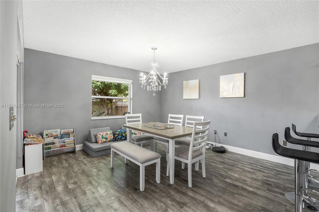 For Rent: $3,650 (3 beds, 2 baths, 1750 Square Feet)