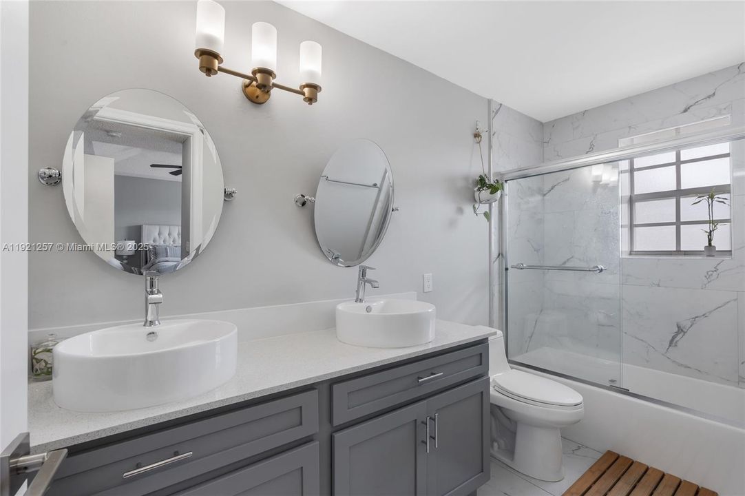 For Rent: $3,650 (3 beds, 2 baths, 1750 Square Feet)