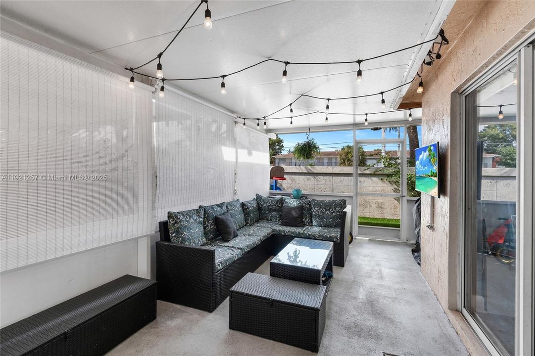 For Rent: $3,650 (3 beds, 2 baths, 1750 Square Feet)