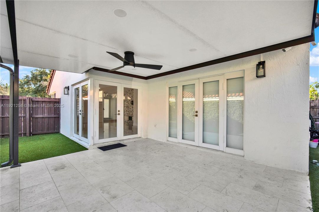 Active With Contract: $3,850 (4 beds, 3 baths, 1359 Square Feet)