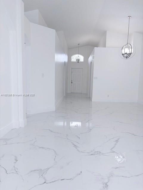 В аренду: $4,195 (3 спален, 2 ванн, 1700 Квадратных фут)