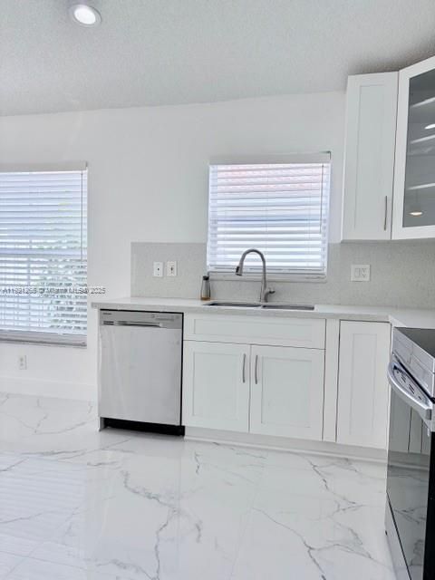 В аренду: $4,195 (3 спален, 2 ванн, 1700 Квадратных фут)