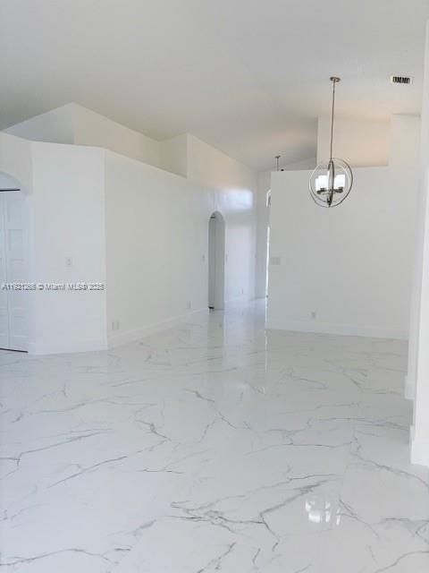 В аренду: $4,195 (3 спален, 2 ванн, 1700 Квадратных фут)