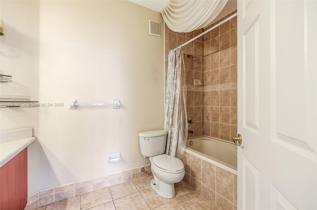 For Sale: $525,000 (3 beds, 2 baths, 1793 Square Feet)