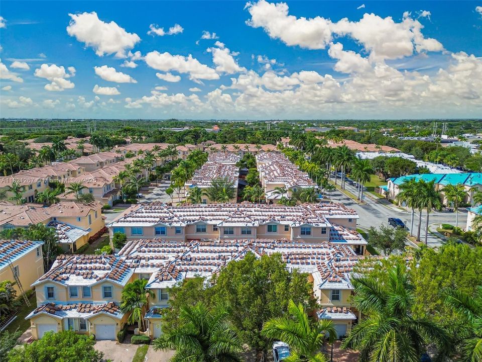 For Sale: $525,000 (3 beds, 2 baths, 1793 Square Feet)