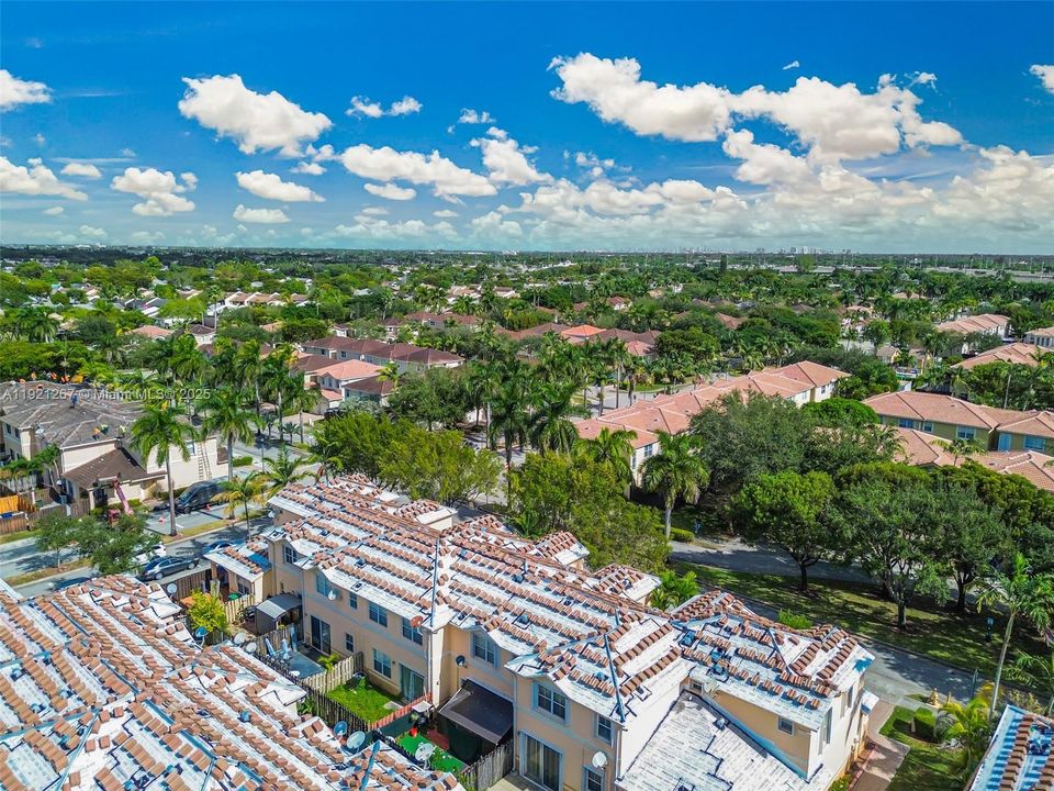 For Sale: $525,000 (3 beds, 2 baths, 1793 Square Feet)