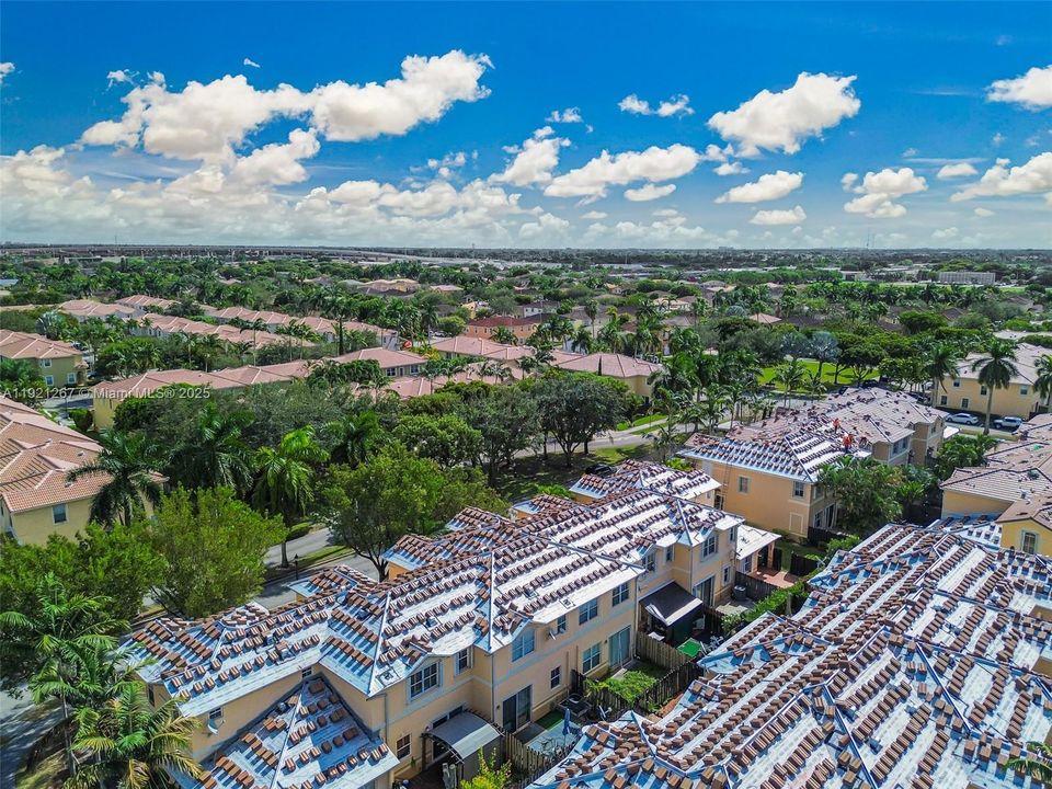 For Sale: $525,000 (3 beds, 2 baths, 1793 Square Feet)