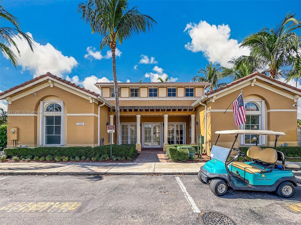 For Sale: $525,000 (3 beds, 2 baths, 1793 Square Feet)