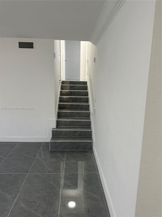 Active With Contract: $3,300 (3 beds, 2 baths, 1332 Square Feet)