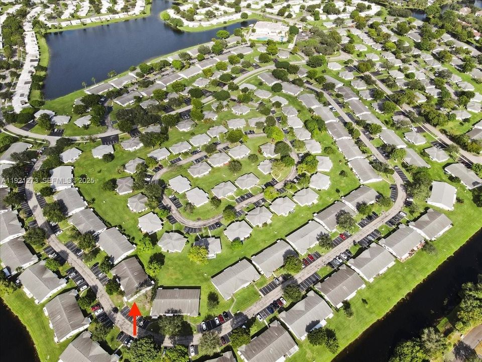 For Rent: $2,400 (2 beds, 2 baths, 1114 Square Feet)