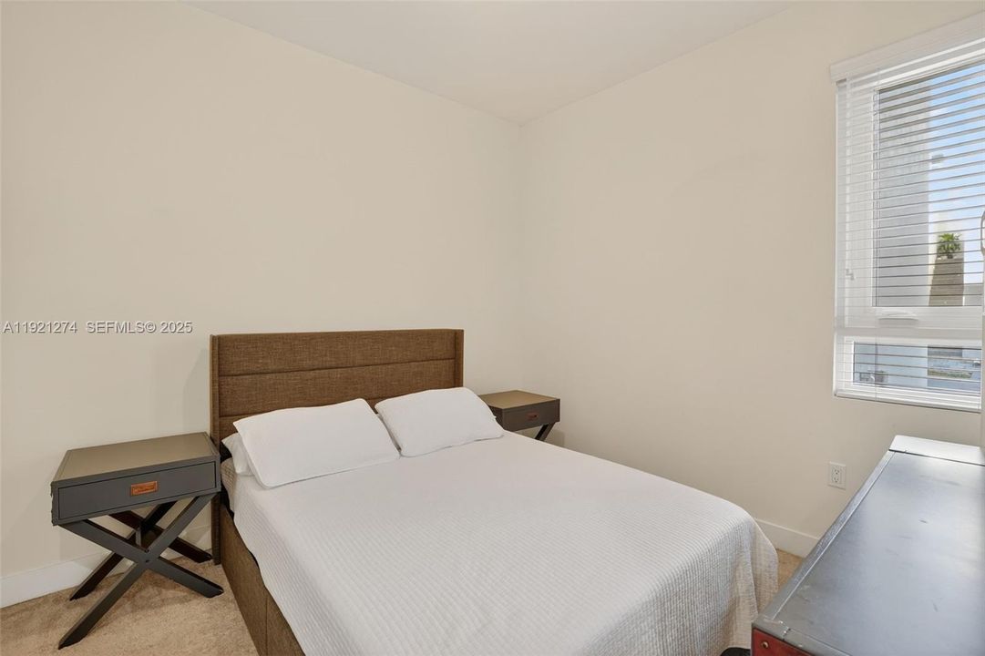 En Venta: $530,000 (3 camas, 2 baños, 1360 Pies cuadrados)