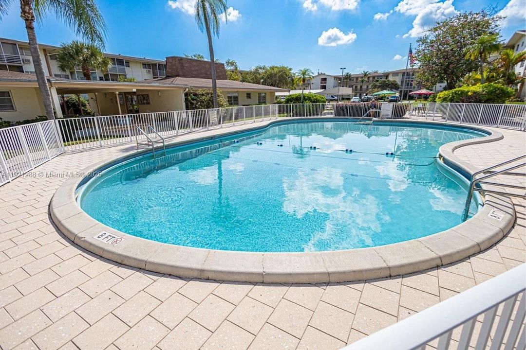 En Venta: $85,000 (1 camas, 1 baños, 883 Pies cuadrados)