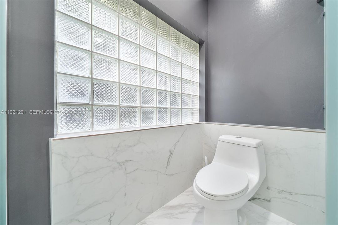 На продажу: $979,999 (4 спален, 3 ванн, 2577 Квадратных фут)