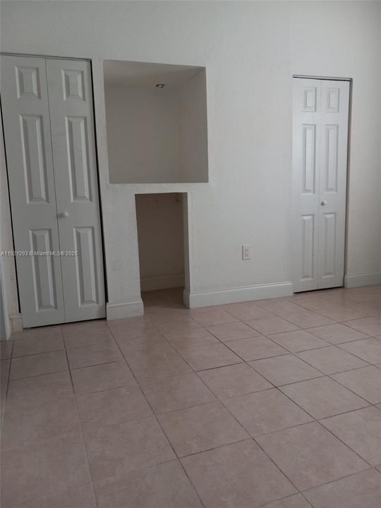 For Sale: $594,000 (4 beds, 3 baths, 1504 Square Feet)