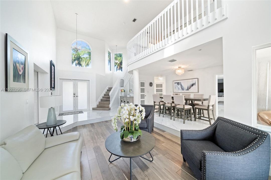 For Rent: $5,499 (4 beds, 3 baths, 2577 Square Feet)