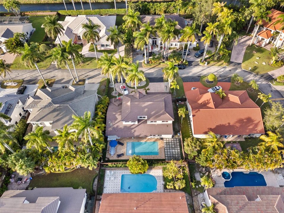 For Rent: $5,499 (4 beds, 3 baths, 2577 Square Feet)