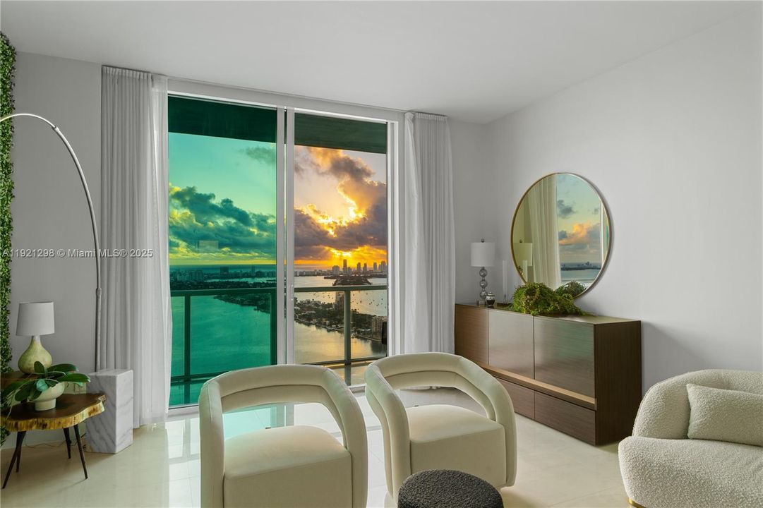 For Sale: $1,450,000 (3 beds, 3 baths, 1970 Square Feet)