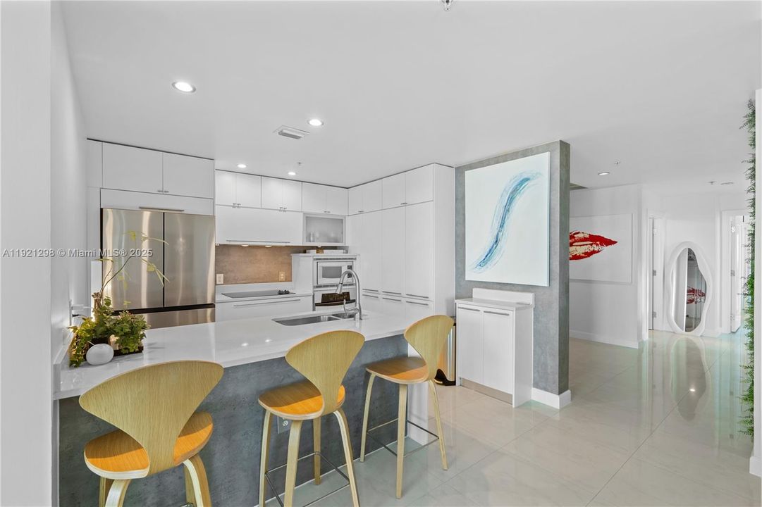 For Sale: $1,450,000 (3 beds, 3 baths, 1970 Square Feet)