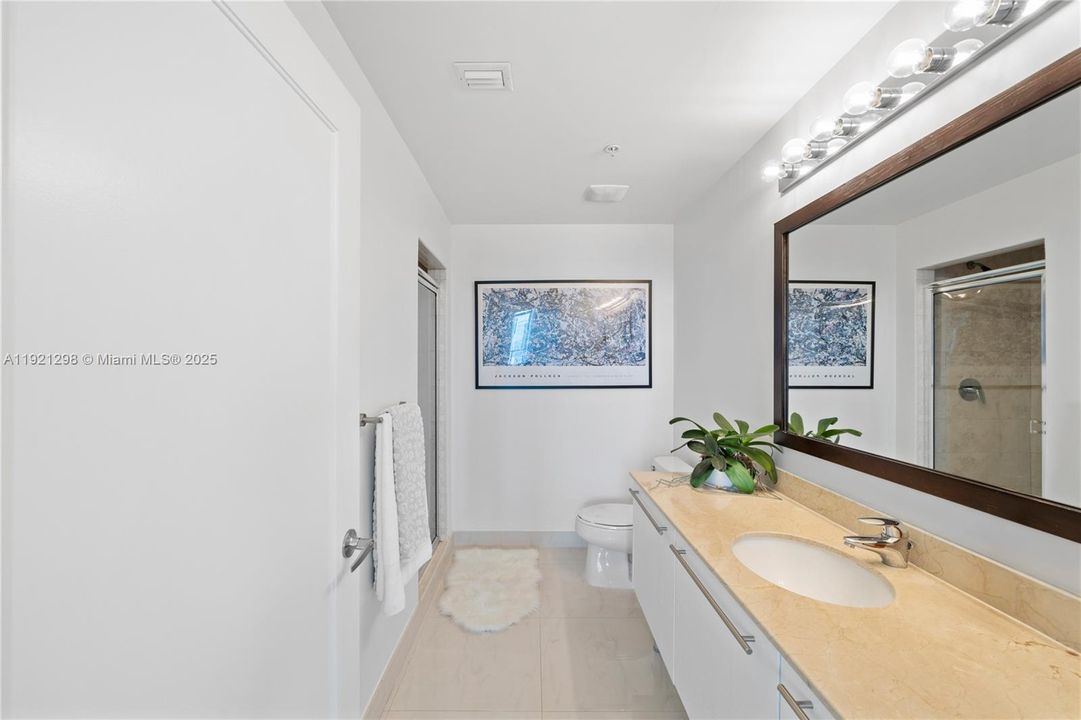 For Sale: $1,450,000 (3 beds, 3 baths, 1970 Square Feet)