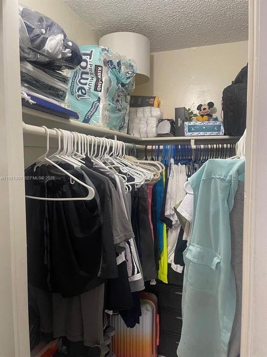 Недавно арендовано: $2,325 (2 спален, 2 ванн, 1000 Квадратных фут)