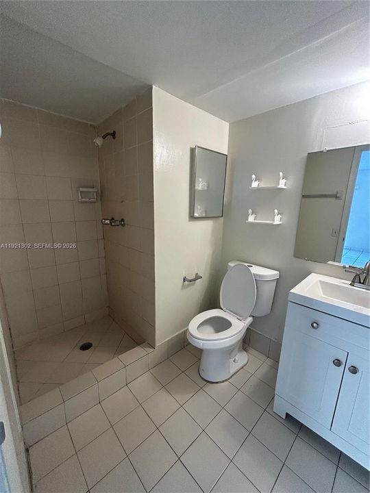 Недавно арендовано: $2,325 (2 спален, 2 ванн, 1000 Квадратных фут)