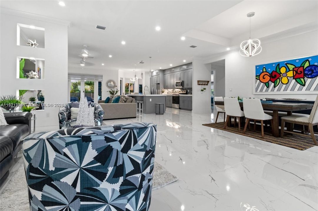 В аренду: $8,400 (5 спален, 3 ванн, 2863 Квадратных фут)