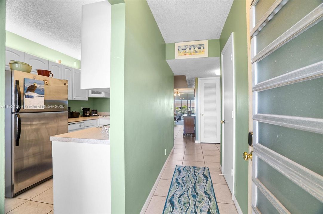 En Venta: $180,000 (2 camas, 2 baños, 1300 Pies cuadrados)