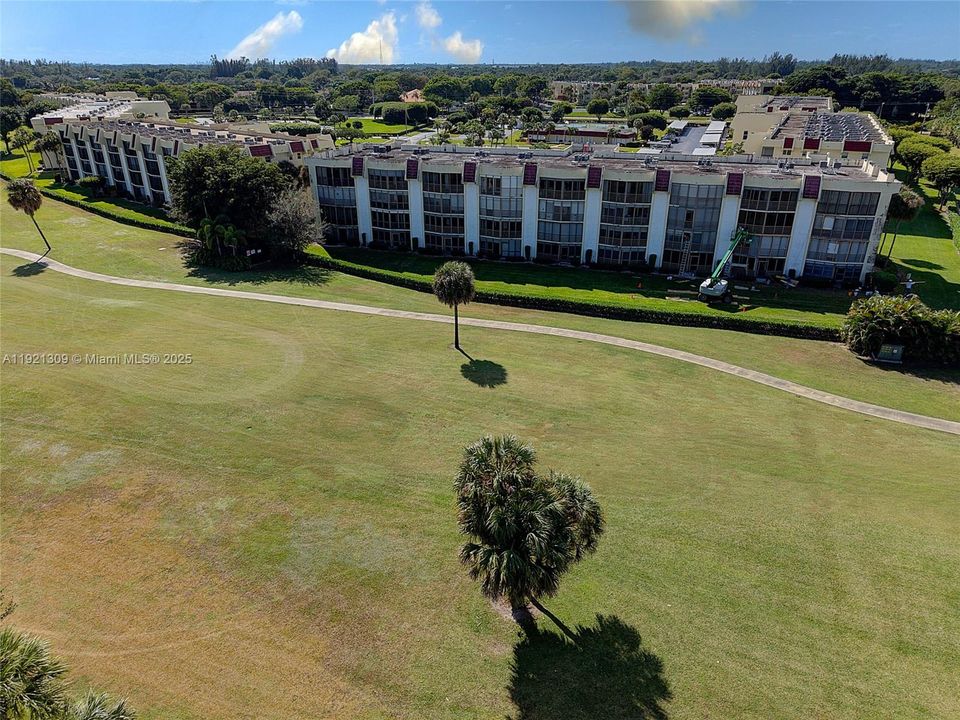 En Venta: $180,000 (2 camas, 2 baños, 1300 Pies cuadrados)