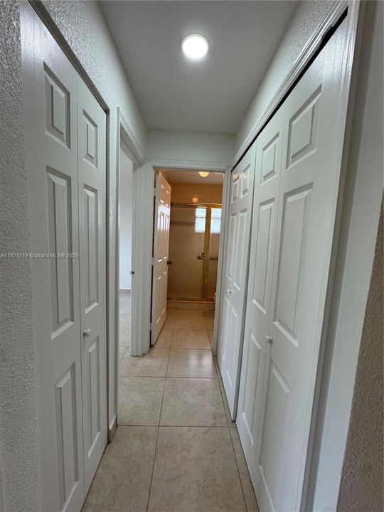 For Sale: $649,900 (3 beds, 2 baths, 1589 Square Feet)