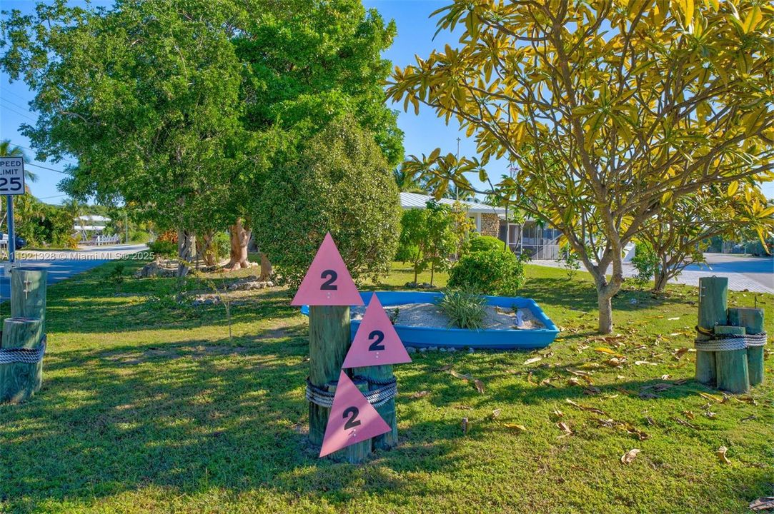 待售: $899,999 (3 贝兹, 2 浴室, 1556 平方英尺)