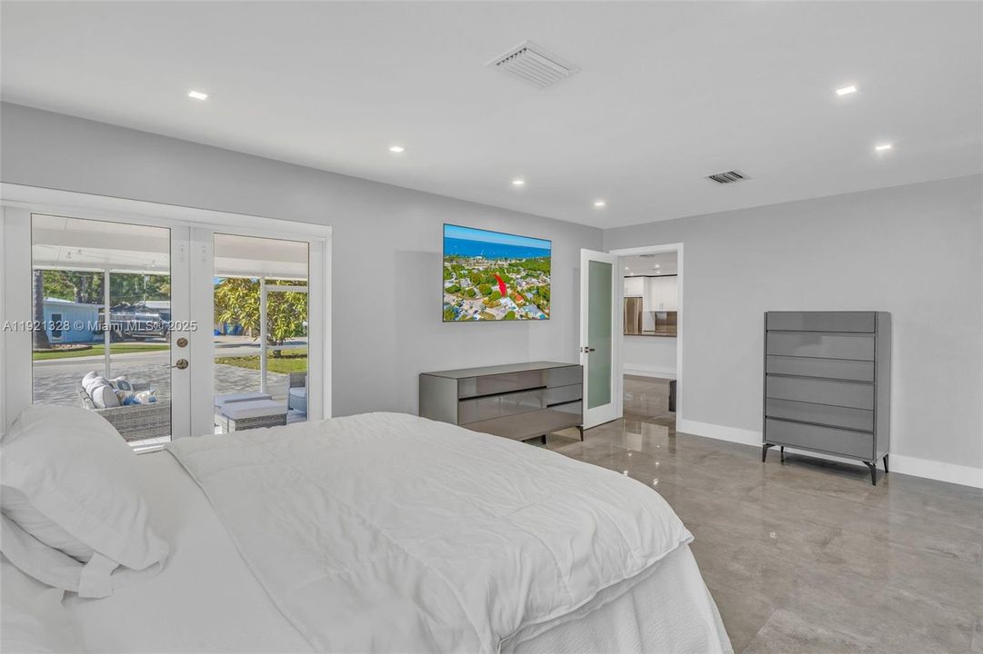 待售: $899,999 (3 贝兹, 2 浴室, 1556 平方英尺)