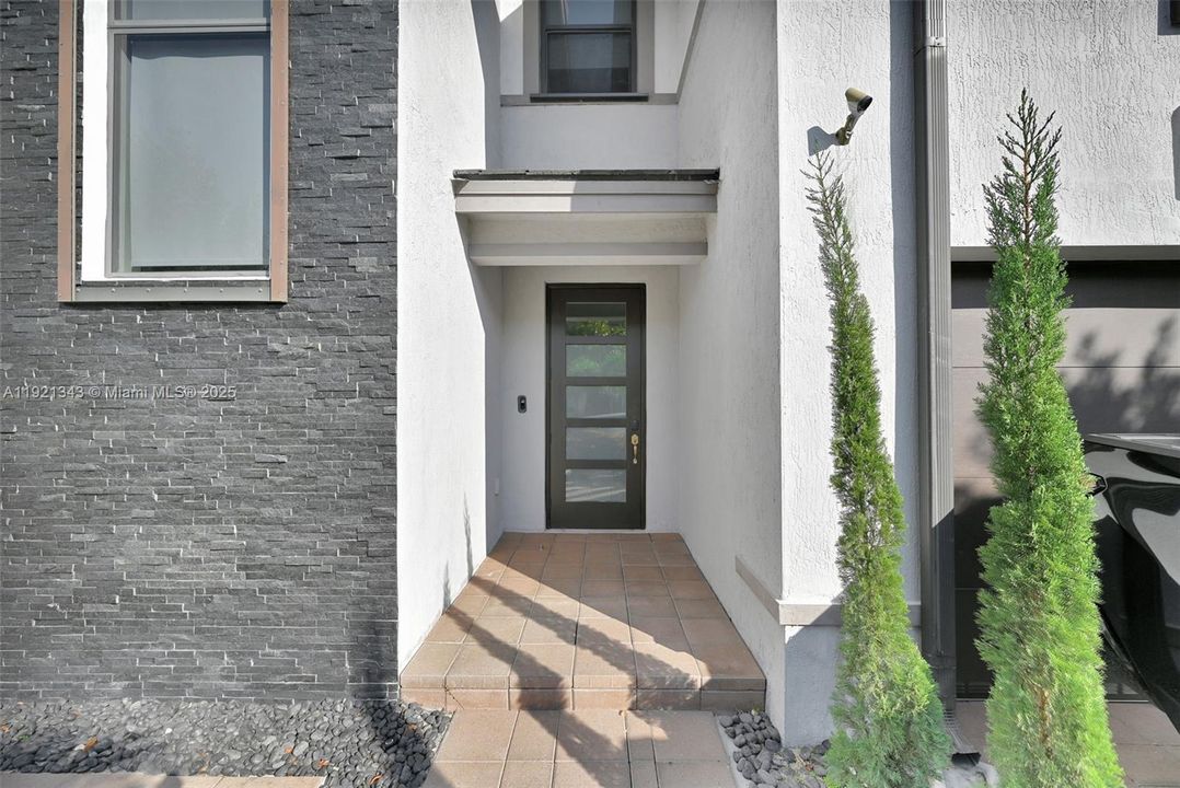 待售: $639,999 (3 贝兹, 2 浴室, 1588 平方英尺)