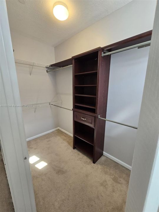 For Rent: $3,300 (3 beds, 3 baths, 1780 Square Feet)