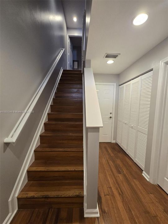 For Rent: $3,300 (3 beds, 3 baths, 1780 Square Feet)