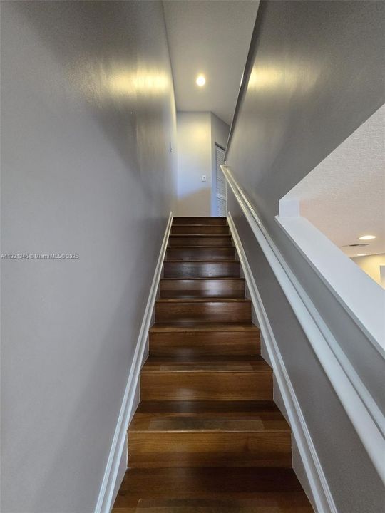 For Rent: $3,300 (3 beds, 3 baths, 1780 Square Feet)