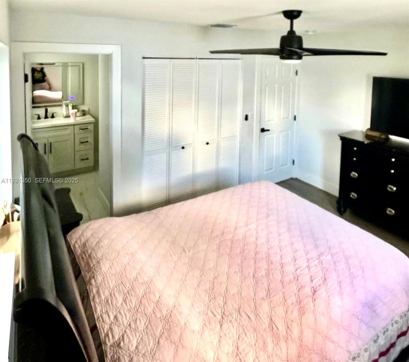 待售: $540,000 (4 贝兹, 2 浴室, 1444 平方英尺)