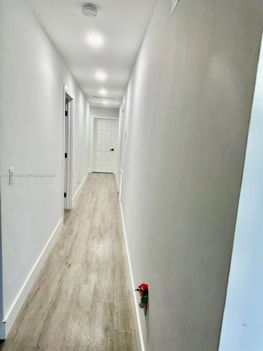 待售: $540,000 (4 贝兹, 2 浴室, 1444 平方英尺)