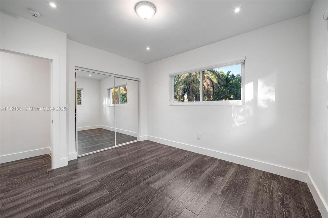 En Venta: $2,497,000 (3 camas, 2 baños, 3008 Pies cuadrados)