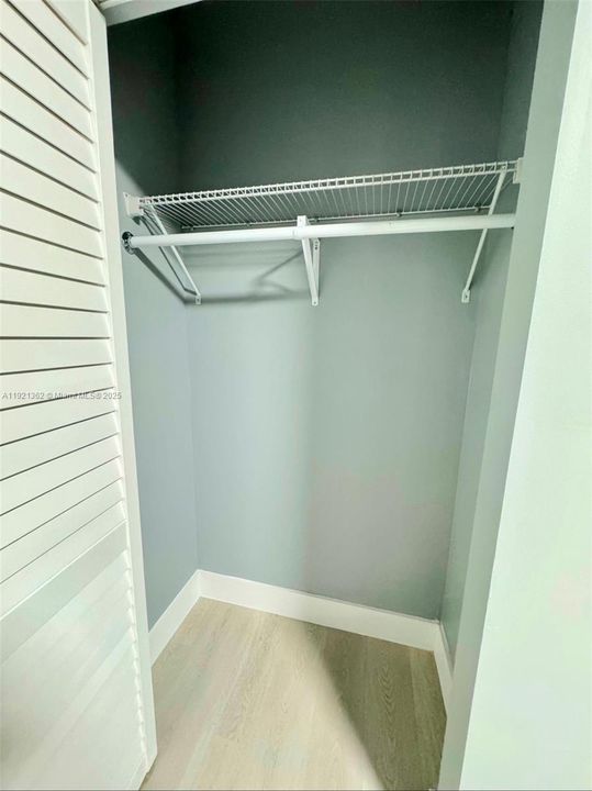 For Rent: $1,400 (1 beds, 1 baths, 400 Square Feet)