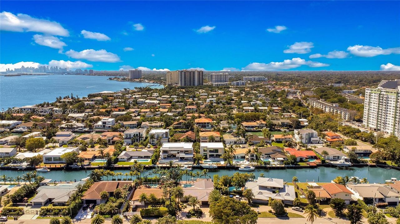 待售: $3,087,000 (3 贝兹, 3 浴室, 2295 平方英尺)