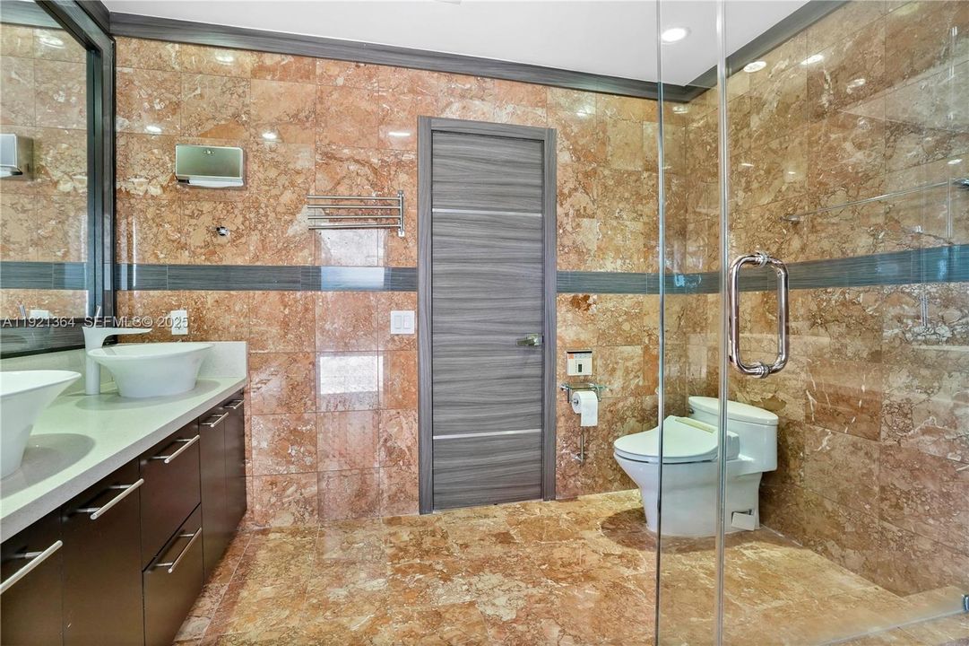 待售: $3,087,000 (3 贝兹, 3 浴室, 2295 平方英尺)